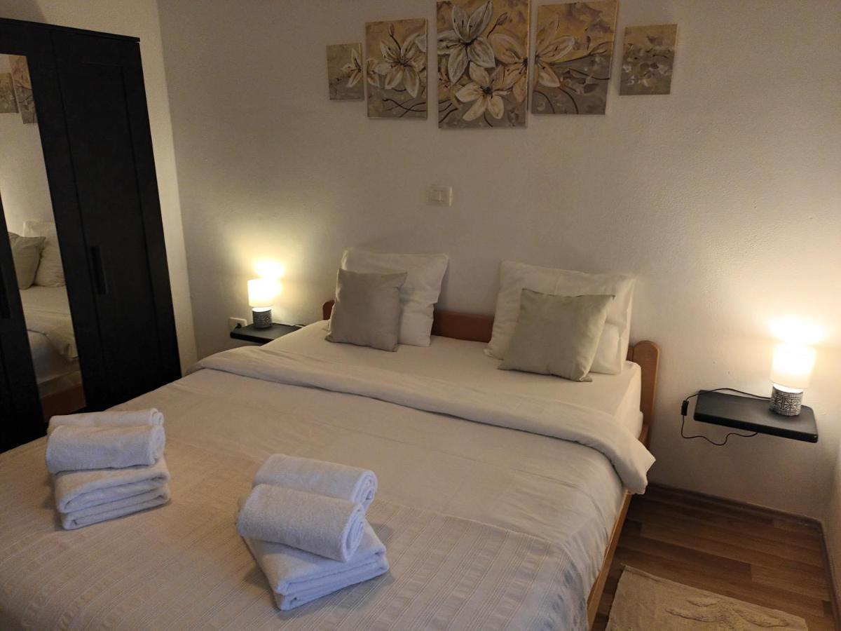 Apartman Rocky Petrovija Luaran gambar