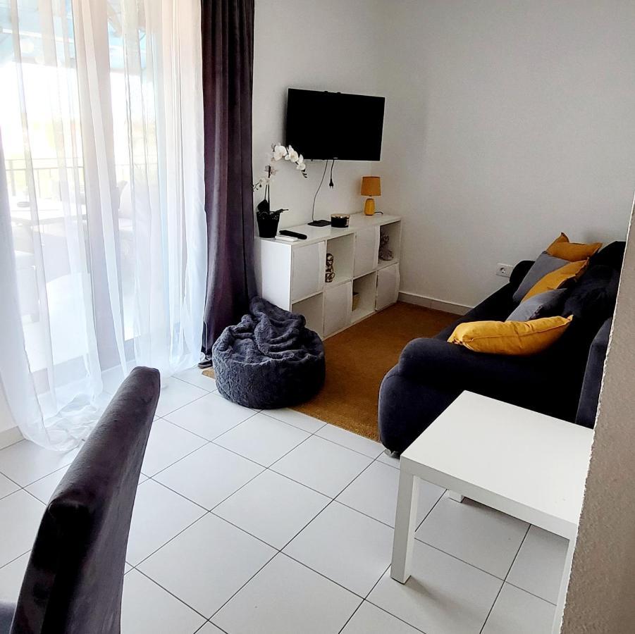 Apartman Rocky Petrovija Luaran gambar